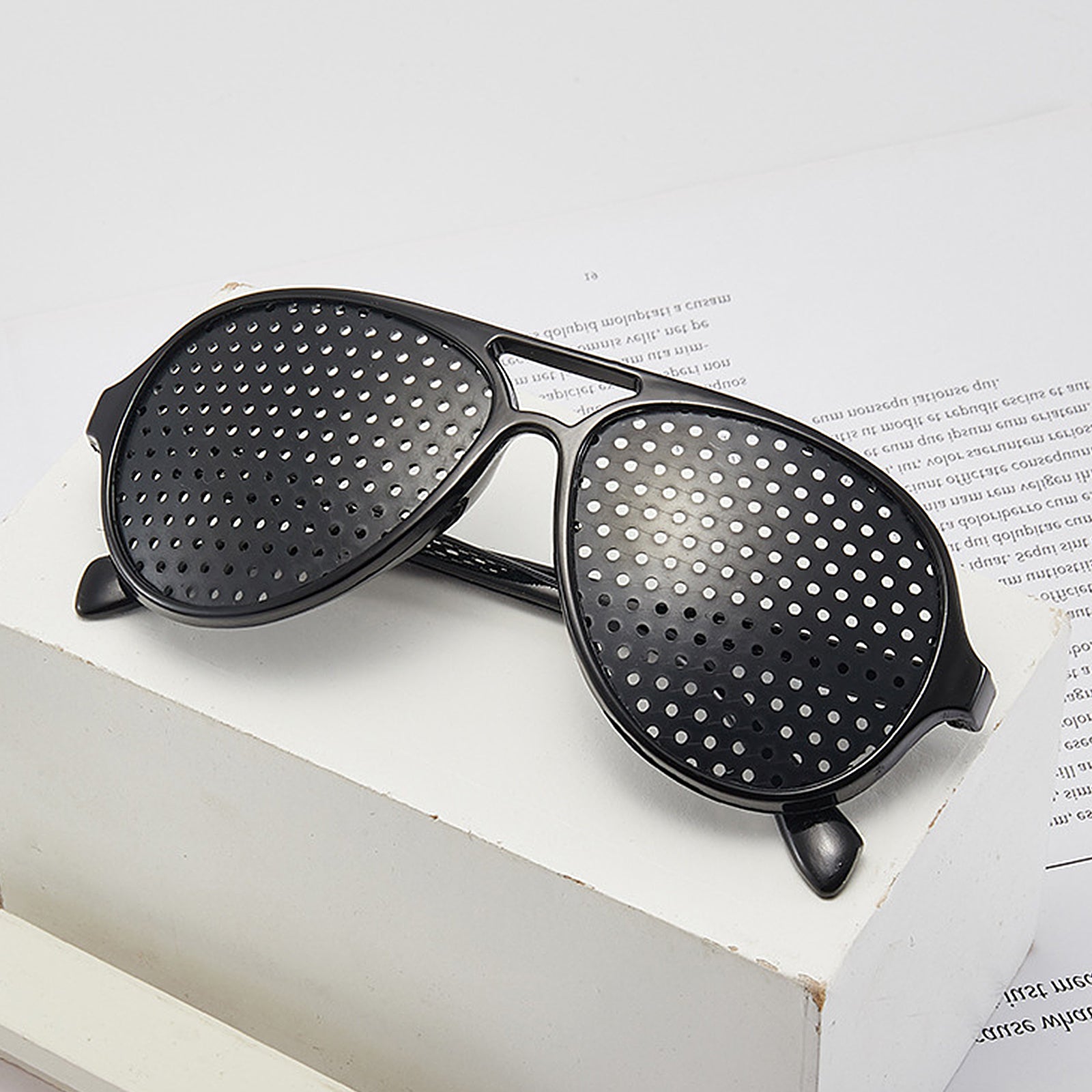 Anti-myopia Astigmatism Glasses Vision Correction Fatigue Pin Hole Glasses With Holes For Men Women Eyesight Improvement Eyewear